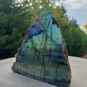 Labradorite - une face polie